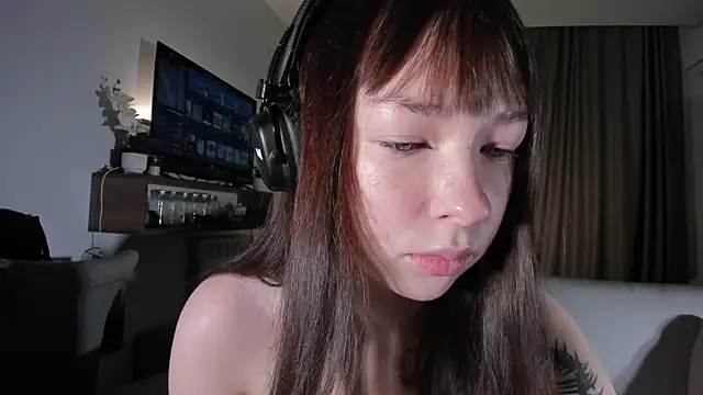 Snapshot of Sindy_Juxx chatting on April 14, 2:56 pm Sindy Juxx online show from April 14, 2:56 pm