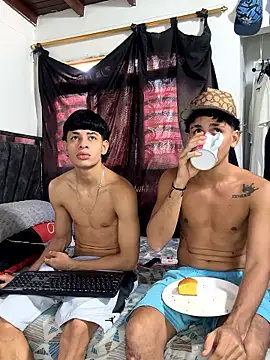 tonypaul13 online show from January 15, 2:32 pm