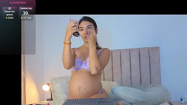 Snapshot of Abbyfierce chatting on October 1, 11:16 am Abbyfierce online show from October 1, 11:16 am