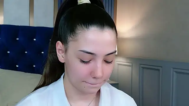 Alice Deleon online show from April 22, 10:50 am