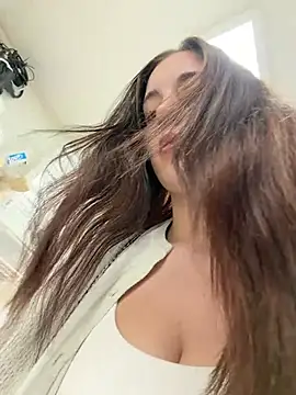 sexymelli18 online show from June 1, 1:57 pm