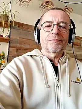 Xavspank2 online show from March 30, 9:43 am