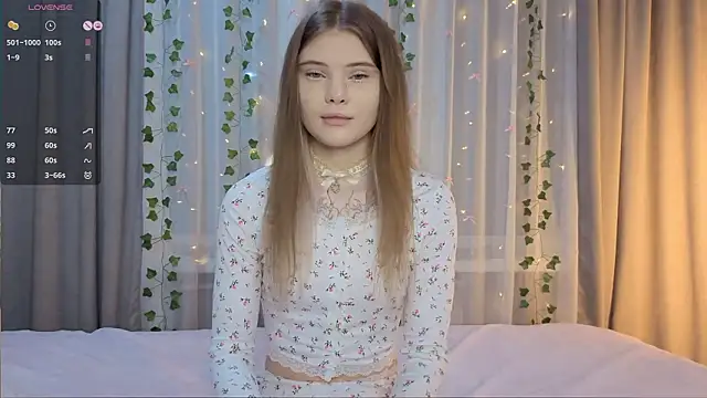 CarolinePepper online show from March 17, 1:58 pm