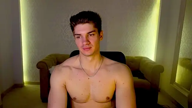 MaxKaiden online show from June 5, 3:57 am
