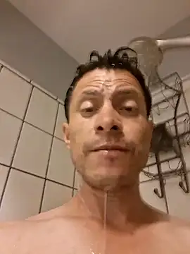 Snapshot of salchichon_69 chatting on May 6, 6:08 am salchichon 69 online show from May 6, 6:08 am