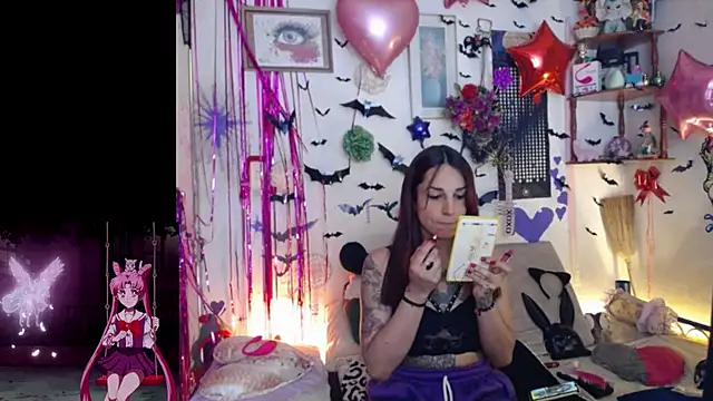 purplekattlyn online show from March 22, 8:56 pm