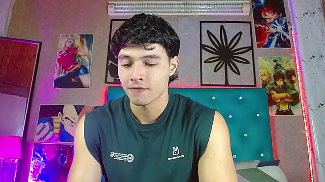 LiamAndrewzz online show from February 19, 3:35 am