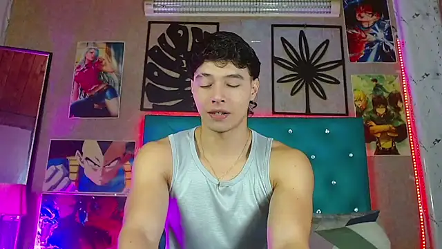 LiamAndrewzz online show from March 2, 5:08 am