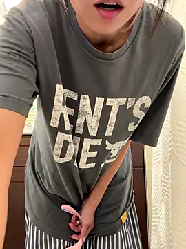 Snapshot of skybeatrice7 chatting on September 17, 3:19 am skybeatrice7 online show from September 17, 3:19 am