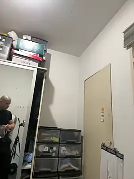 pesyelisa online show from February 27, 1:38 pm