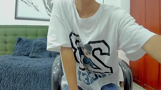 Snapshot of Johann_sex chatting on December 5, 5:31 pm Johann sex online show from December 5, 5:31 pm