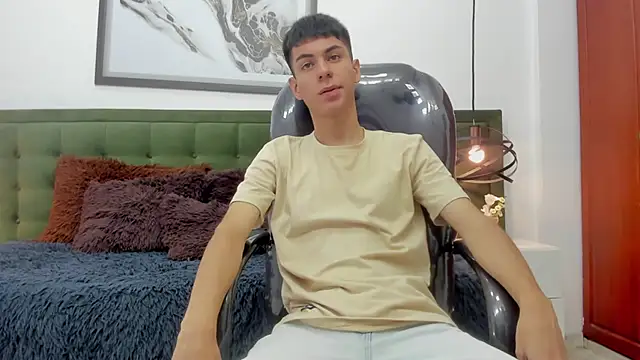 Snapshot of Johann_sex chatting on February 22, 5:00 pm Johann sex online show from February 22, 5:00 pm