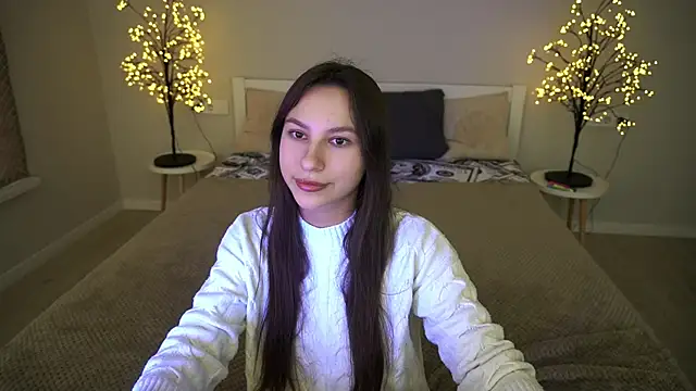 PaigePrado online show from November 7, 1:33 pm