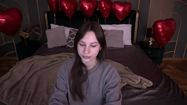 PaigePrado online show from February 11, 6:40 am