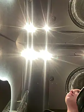 AlishaPrettyBlade online show from April 19, 6:24 am