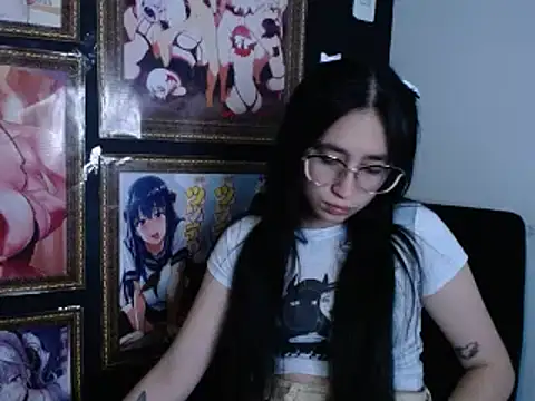 Arielle lov online show from February 17, 6:53 am