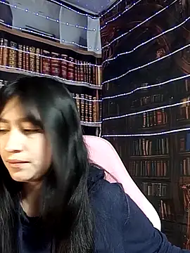 Arielle lov online show from April 7, 10:15 am