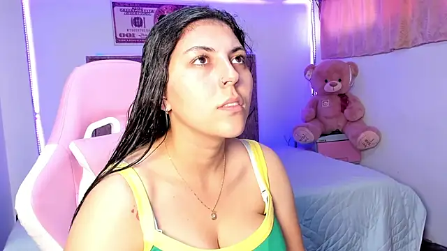Cristal Smith20 online show from July 25, 8:28 pm