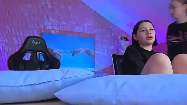 JenniferGraces online show from February 27, 9:04 pm