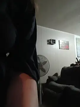 HTXBELLE online show from October 26, 9:26 am