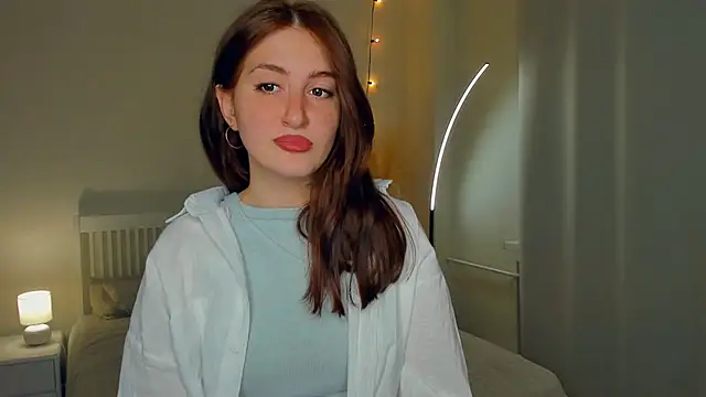 Snapshot of VesnuWka chatting on February 21, 1:11 pm VesnuWka online show from February 21, 1:11 pm