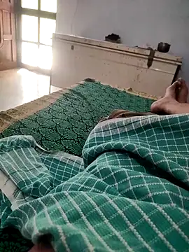 indian couple4 online show from May 24, 4:50 am