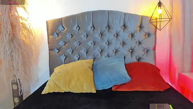 iiangel  online show from October 21, 3:18 am