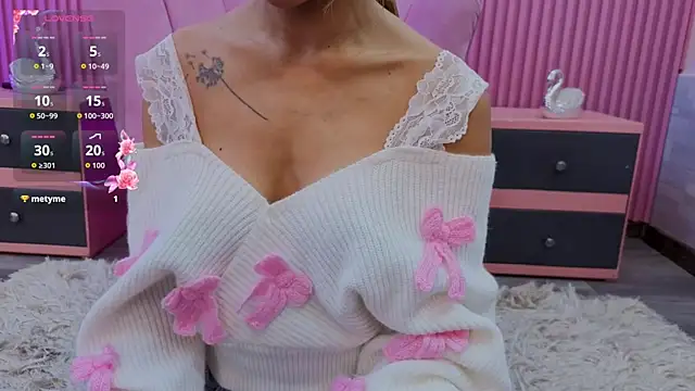 EmmyCortez online show from December 17, 11:49 am