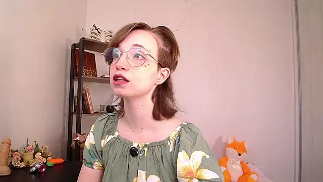 Elise Nyx online show from June 3, 11:57 am