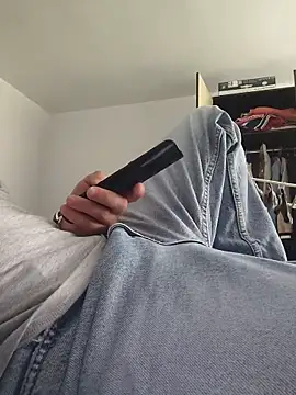 andreiiiii2025 online show from June 17, 8:17 am