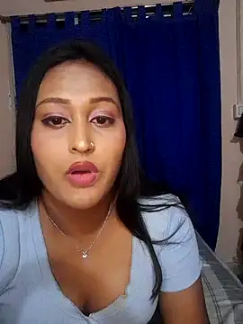 Snapshot of hotlovr chatting on February 23, 9:48 pm hotlovr online show from February 23, 9:48 pm