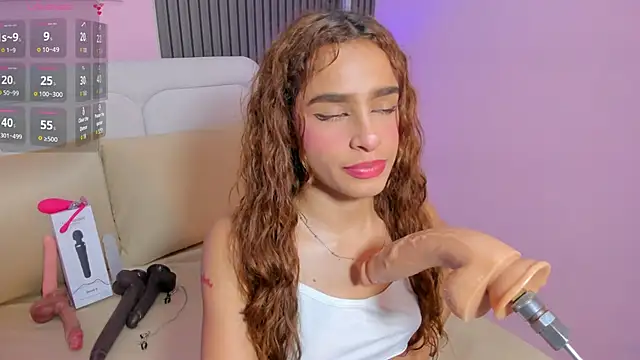 honey sofii  online show from March 24, 11:37 am