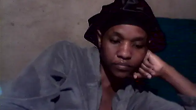 sexybigass31 online show from July 10, 4:17 am