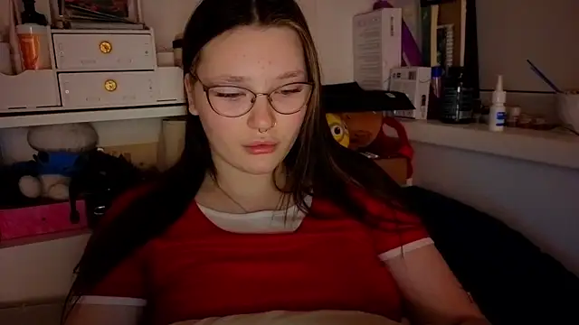 milliedoll online show from January 11, 1:43 am