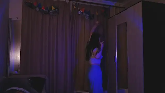 milliedoll online show from April 16, 1:34 pm