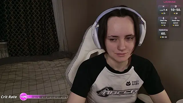 Luna Loveee online show from March 2, 3:52 am