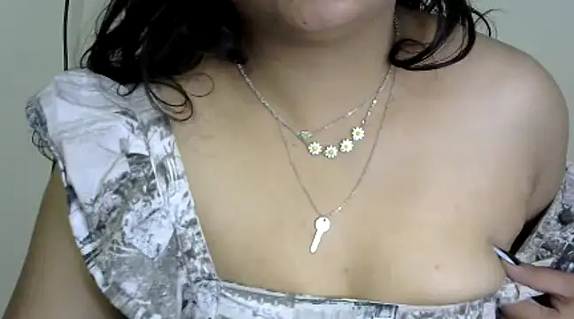 rosay rosee online show from March 17, 6:53 pm