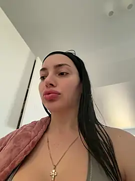 Mia Splash online show from March 13, 10:33 am