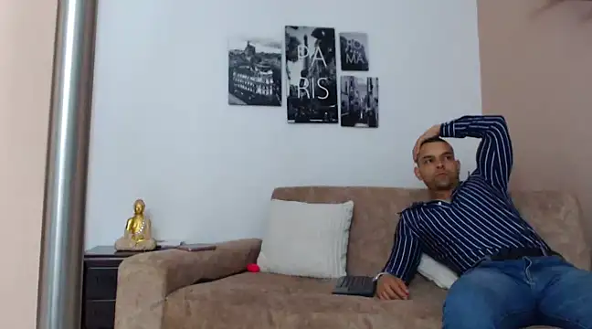 Bastiandelux online show from March 2, 11:42 pm