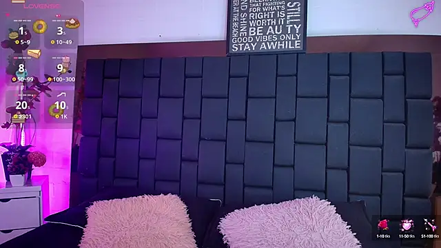 Lexi Howard  online show from September 11, 5:51 am