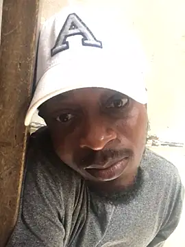 Snapshot of justyou2025 chatting on February 21, 9:34 am justyou2025 online show from February 21, 9:34 am