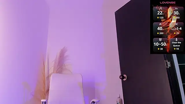 Maite Smith  online show from November 5, 12:27 pm