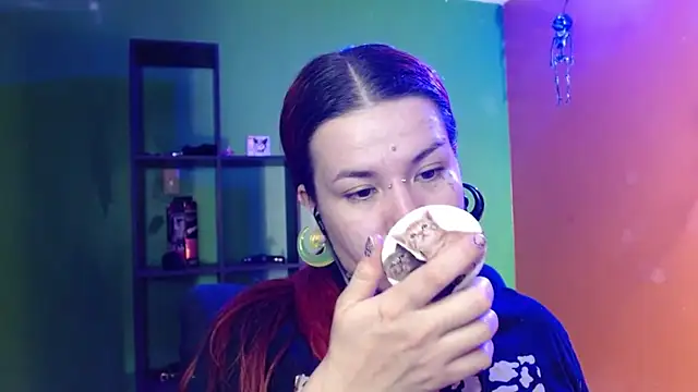 Pandora 9666 online show from April 17, 6:44 pm