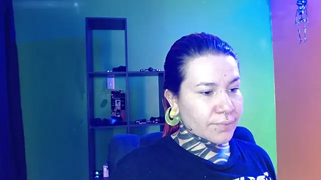 Pandora 9666 online show from May 25, 5:41 pm