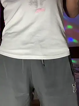 Snapshot of Saipuer31 chatting on February 13, 11:06 am Saipuer31 online show from February 13, 11:06 am