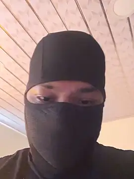 Snapshot of Saipuer31 chatting on February 14, 9:11 pm Saipuer31 online show from February 14, 9:11 pm