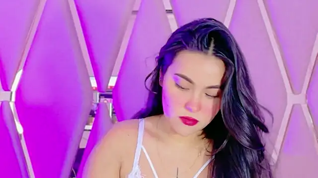 Emily Black1 online show from May 23, 11:20 pm