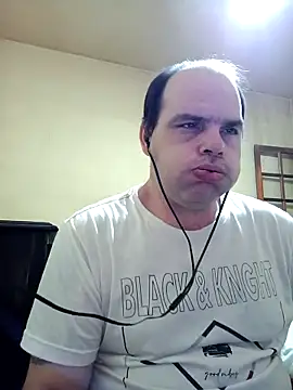 Jovissoares7ye online show from April 18, 2:26 am