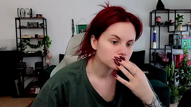 Snapshot of Della_Ideal chatting on June 20, 11:57 am Della Ideal online show from June 20, 11:57 am