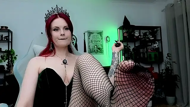 Snapshot of Della_Ideal chatting on July 5, 5:09 pm Della Ideal online show from July 5, 5:09 pm